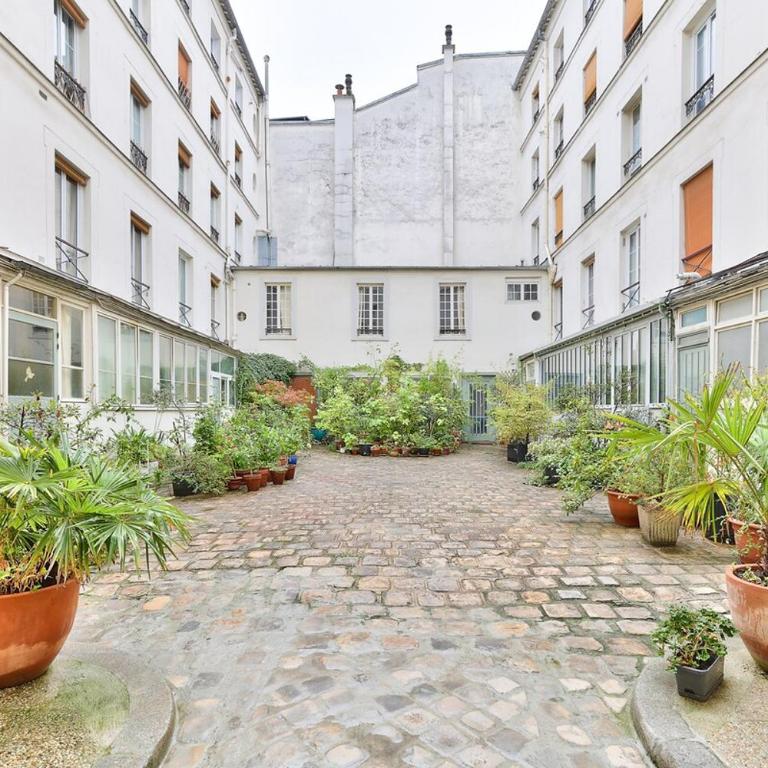 Studio canal saint Martin bail mobile - Appartement 1 Chambre - 13