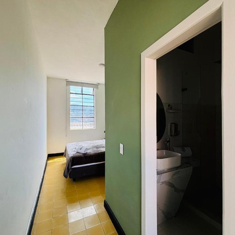 Hostal Capullode Seda - Double Room with Shared Bathroom - 3