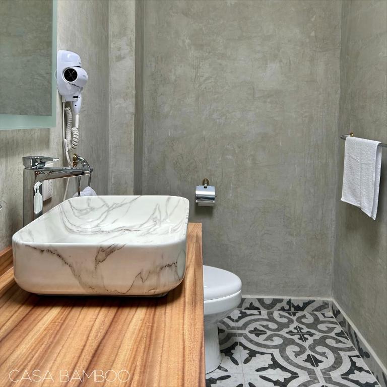 Casa Bamboo - Habitación Deluxe con cama extragrande - 8