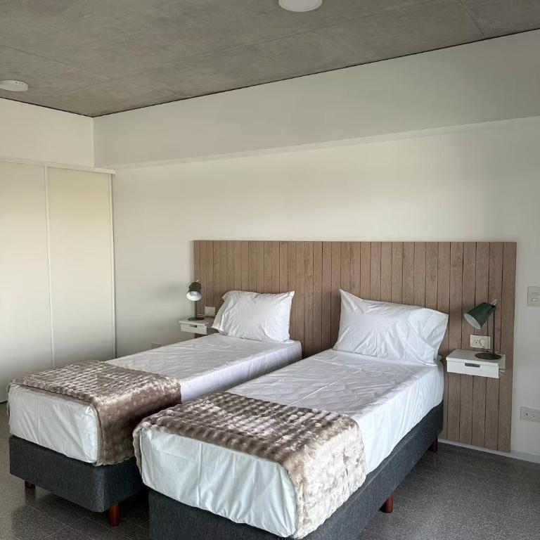Alma Rentals Huergo 475 - Apartamento de 1 Dormitorio con balcón y vistas a la ciudad - 1