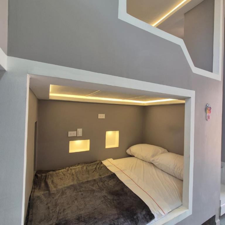 Hostal Capullode Seda - Mixed Dormitory Room - 1