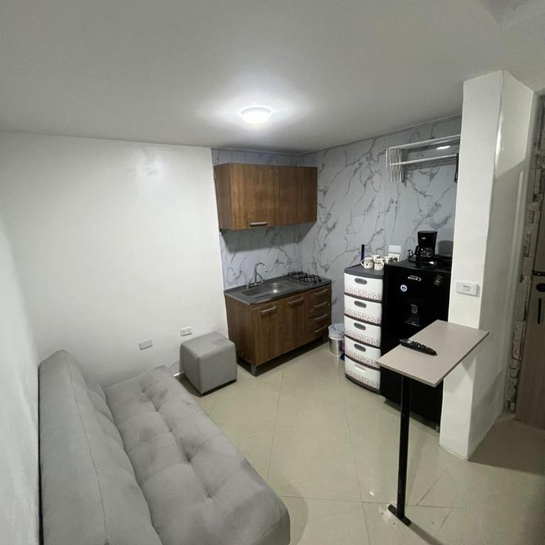 Descanso ideal cerca al Aerop -Vías princip y CC cercanos - One-Bedroom Apartment - 1