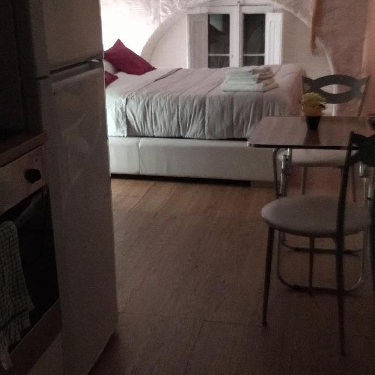Arch House - Double Room - 1