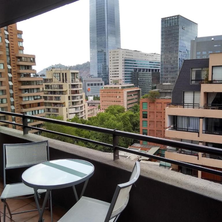 Wonderful MUT DEPT Costanera Center El Golf - One-Bedroom Apartment - 9