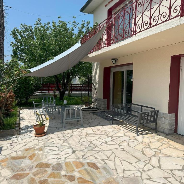 Appartement T3 70m2 Dans maison quartier résidentiel - Apartment mit 2 Schlafzimmern - 18