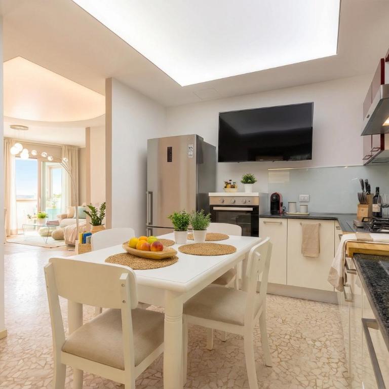 ClickSardegna Dimora Light House elegance and sea view in the heart of Alghero - Three-Bedroom Apartment with Ocean View - 14