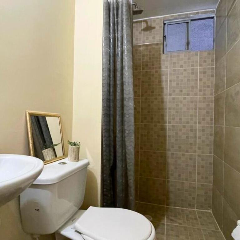 Apartamento cómodo, ubicación excelente - Two-Bedroom Apartment - 10