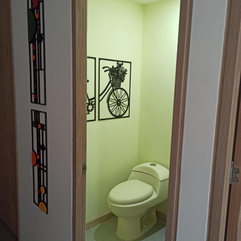 Vibra en el corazón de Medellin! - One-Bedroom Apartment - 4