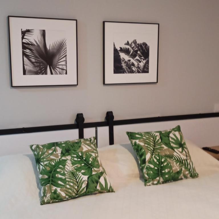 Vibra en el corazón de Medellin! - One-Bedroom Apartment - 8