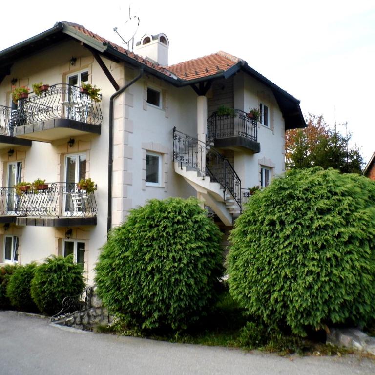 Villa Dama & Dubravka - Apartman sa Balkonom - 1