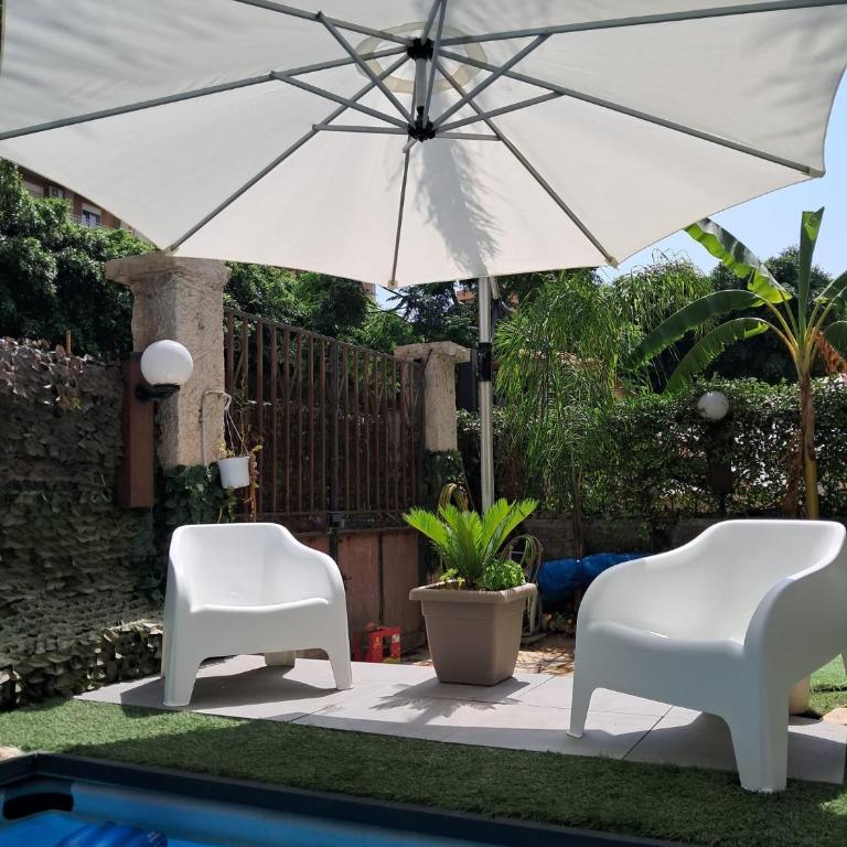 Casa Le Rose - Appartamento con 2 Camere da Letto - 77