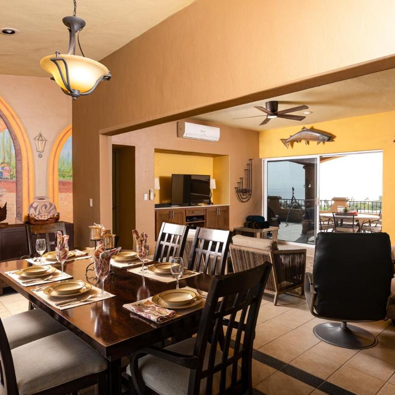 Steps to Sand: Ocean-View Cabo Home w/ Heated Pool - Casa - 7