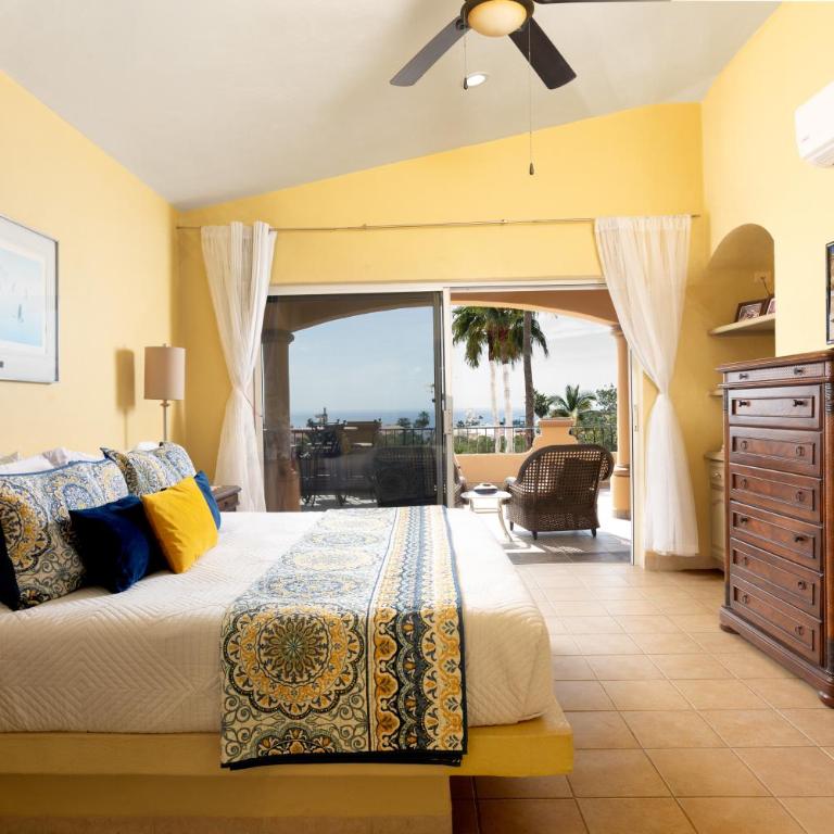 Steps to Sand: Ocean-View Cabo Home w/ Heated Pool - Casa - 11