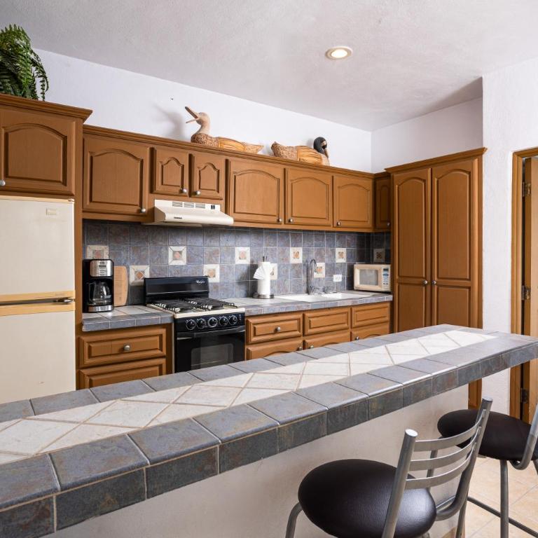 Steps to Sand: Ocean-View Cabo Home w/ Heated Pool - Casa - 23
