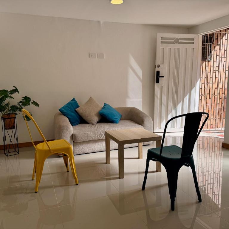 Apartamento la Sexta - Three-Bedroom Apartment - 3