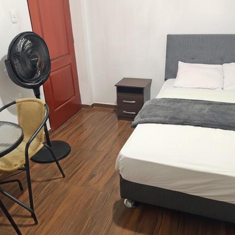 Hospedaje Dajoka's - Double Room with Private Bathroom - 7