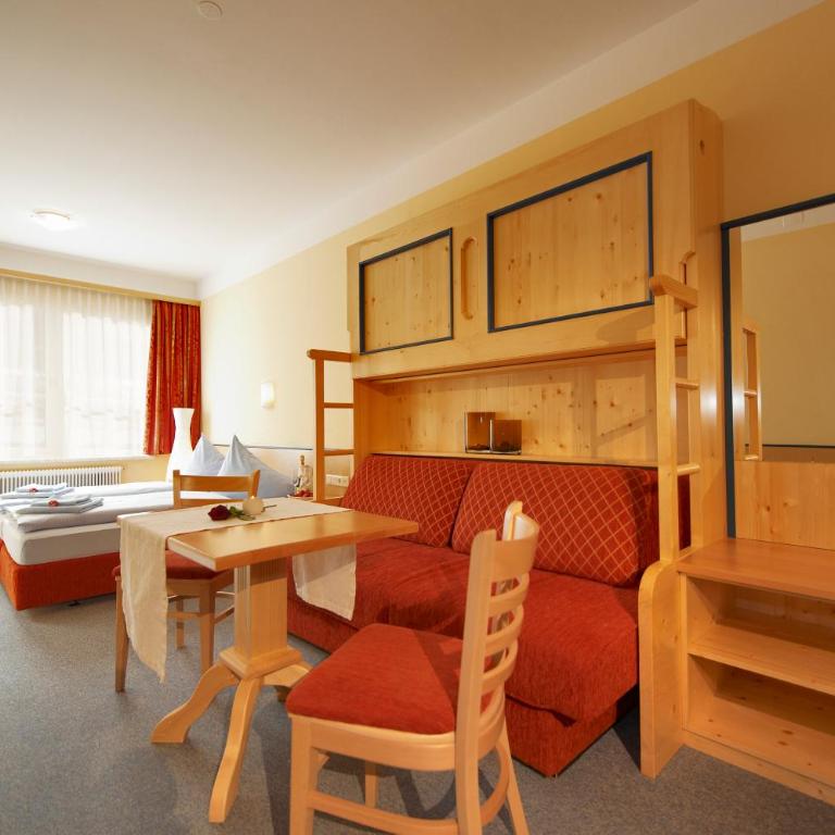 Hotel Hubertushof - Dreibettzimmer - 7