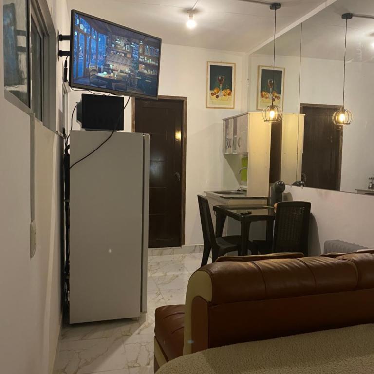 Monoambiente Muy Próximo a Calacoto - Apartamento de 1 dormitorio - 1
