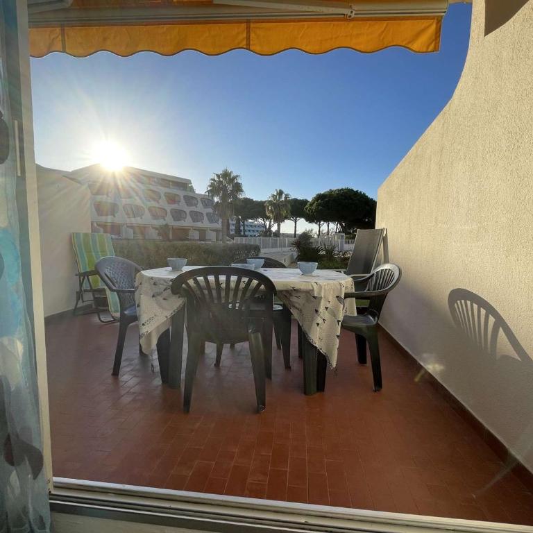 Studio cabine climatisé avec piscine, proche plage - FR-1-250-46 - Apartment - 5