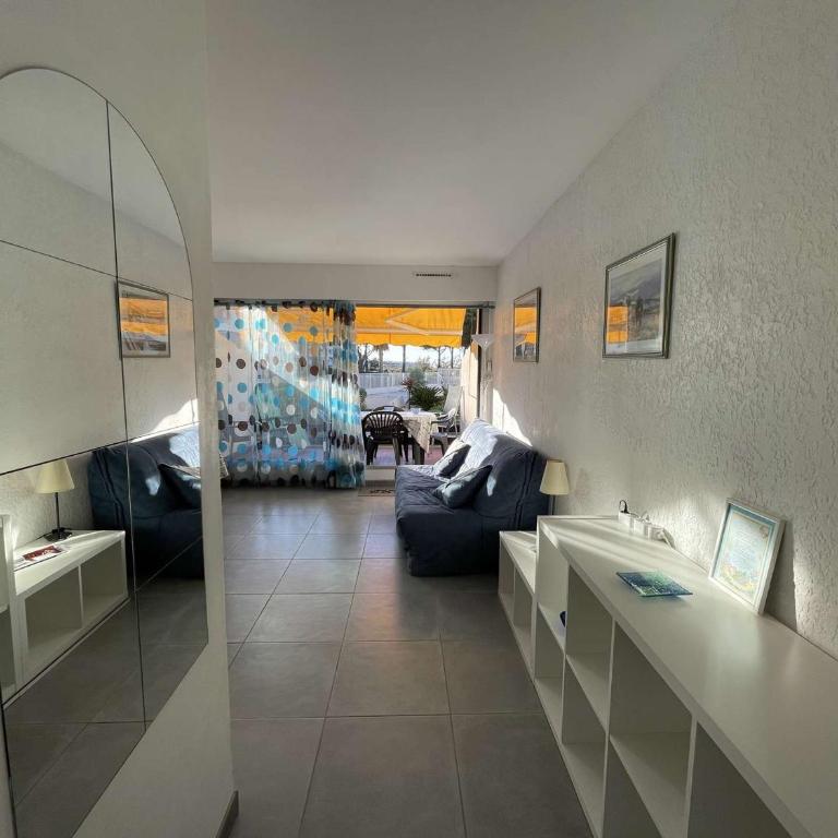 Studio cabine climatisé avec piscine, proche plage - FR-1-250-46 - Apartment - 10