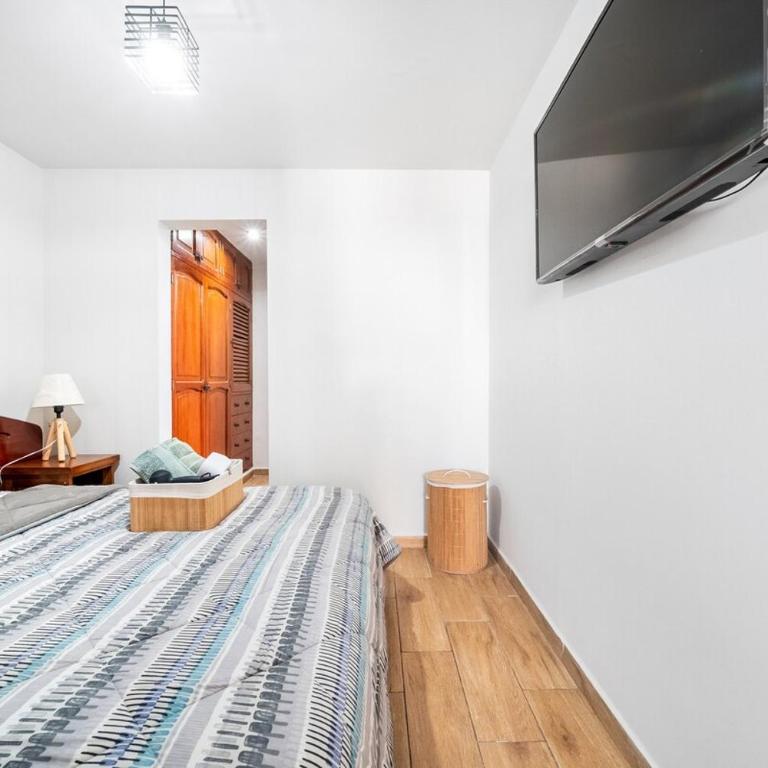 Equipped Loft with Sofa Bed and Balcony - One-Bedroom Apartment - 1
