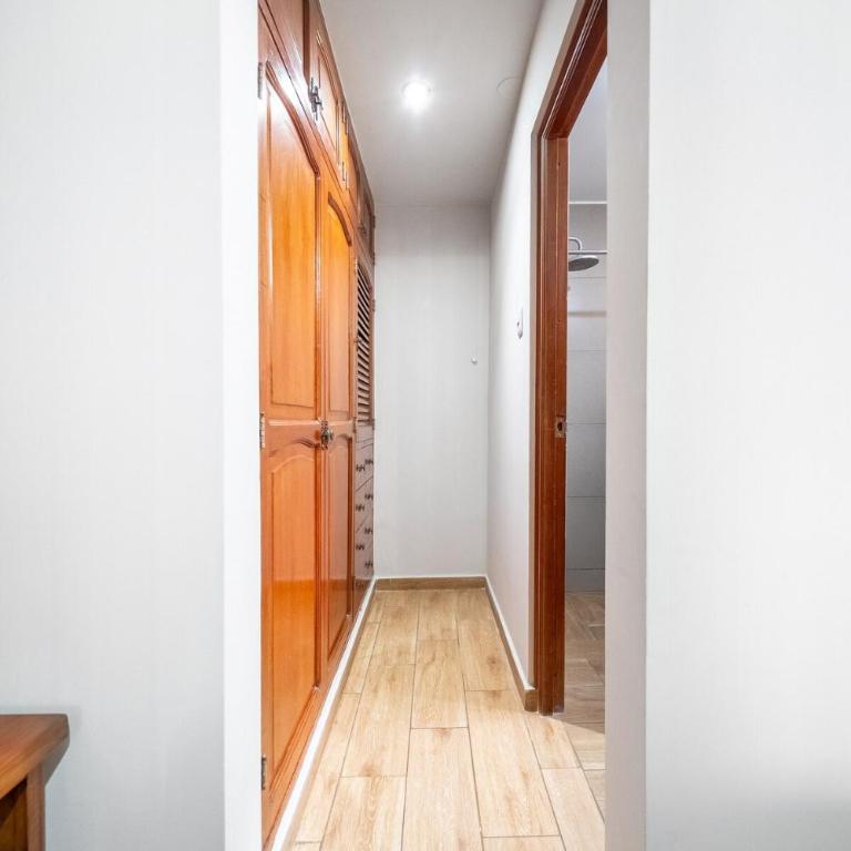 Equipped Loft with Sofa Bed and Balcony - One-Bedroom Apartment - 8
