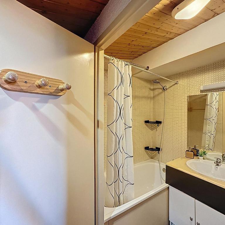 Studio cabine 18m² au cœur des Bruyères, ski aux pieds - FR-1-178-43 - Studio - 8