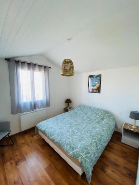 Villa Landaise et sa grande piscine - Four-Bedroom House - 17