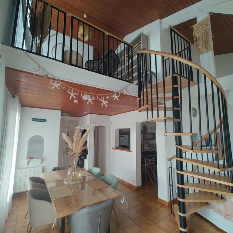 Villa Landaise et sa grande piscine - Four-Bedroom House - 33