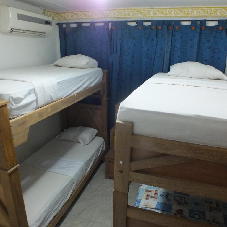 Hotel Nuevo Horizonte - Habitación Cuádruple Estándar - 3