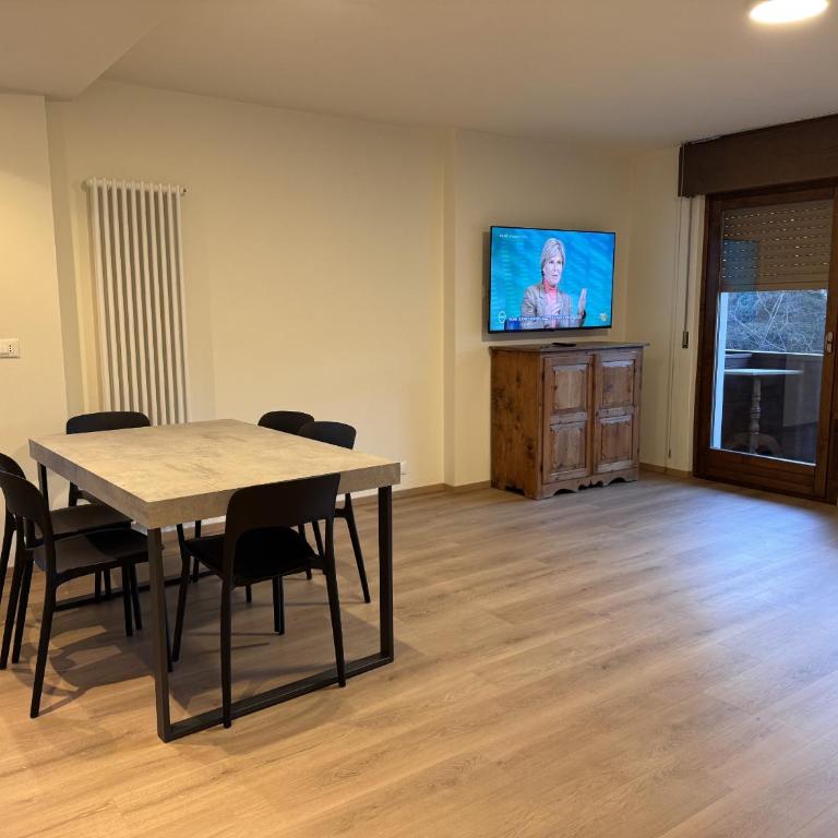 099 Trilocale ristrutturato, Pinzolo centro - Apartment mit Gartenblick - 13