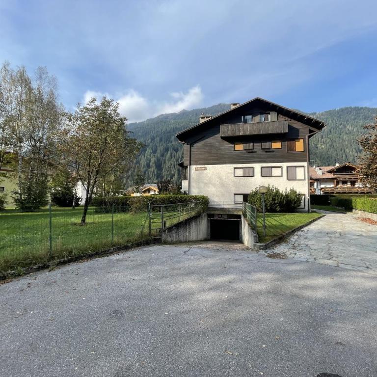 099 Trilocale ristrutturato, Pinzolo centro - Apartment mit Gartenblick - 18