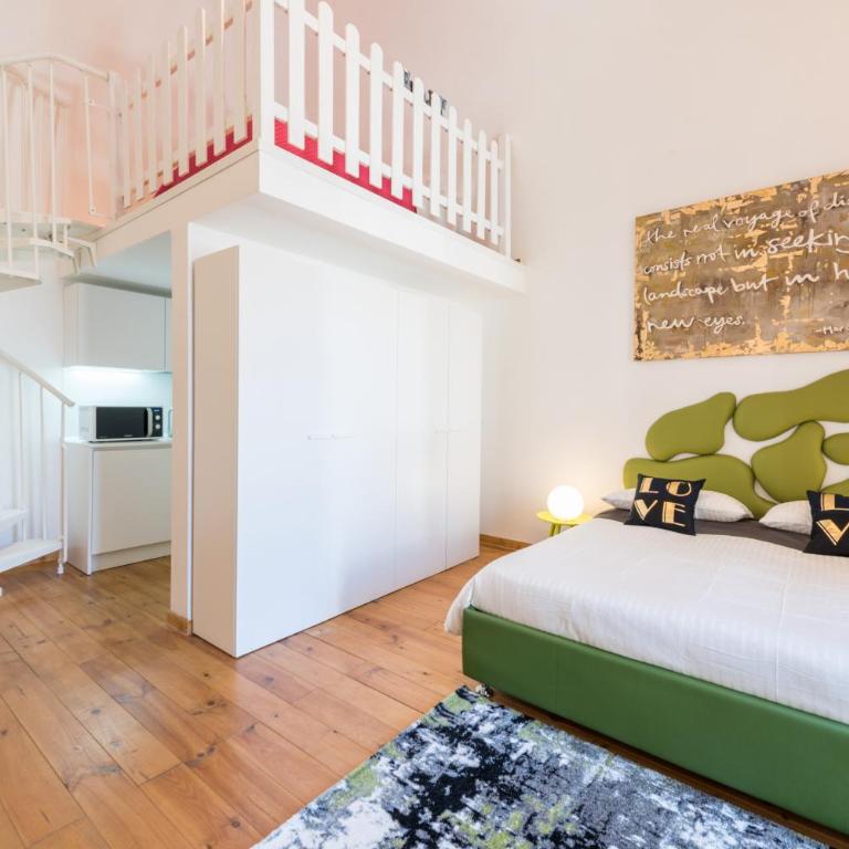 Art Loft M8 Bari City Centre M8apartments - Studio Apartment - 4