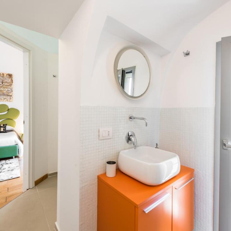 Art Loft M8 Bari City Centre M8apartments - Studio Apartment - 6