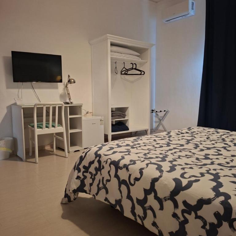 Siculè B&B - Double or Twin Room with Private Bathroom - 4