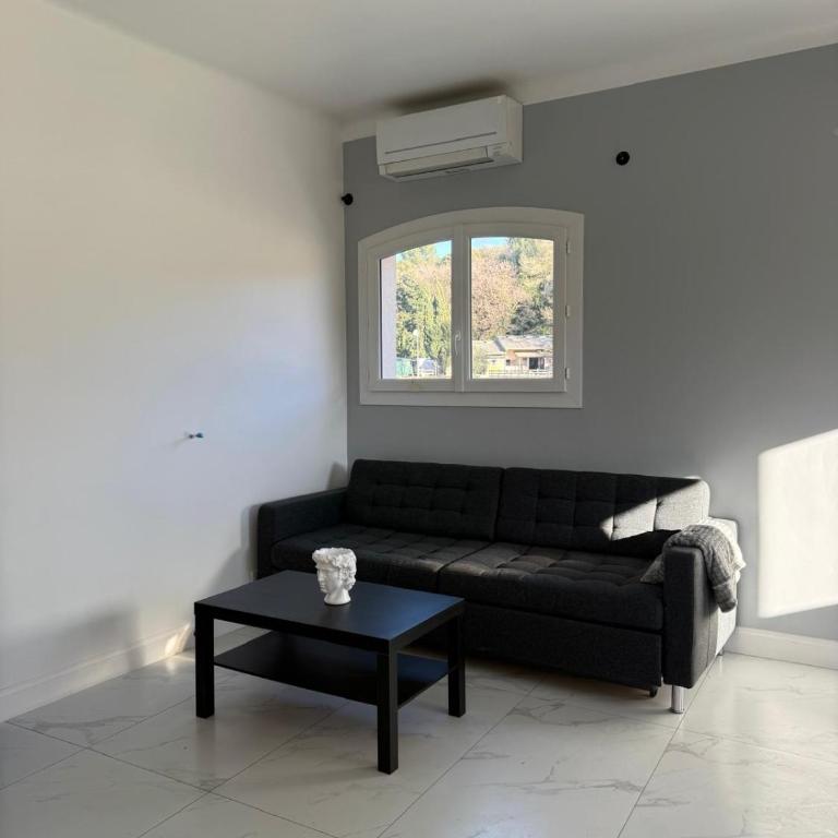 cdc stables antibes - Appartement 1 Chambre - 8