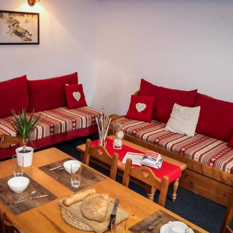 Résidence les Valmonts Vaujany - Comfort Three-Bedroom with Bunk-Bed Alcove and Living Room (10 Adults) - 3
