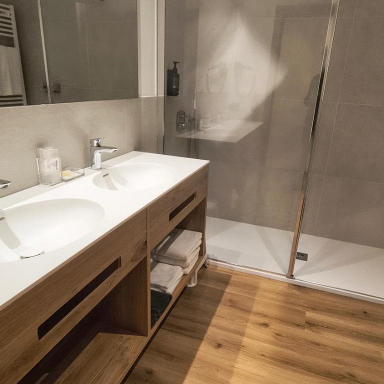 Hotel Canada - Junior Suite - 4