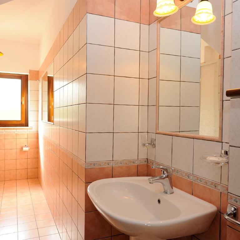 AgriResidence L'Antica Fattoria - sul Lago - Appartamento con 1 Camera da Letto e Patio - 3