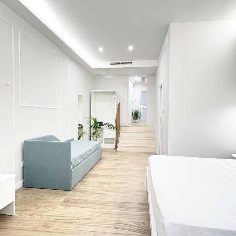 Napoleon - Large Double Room - 26