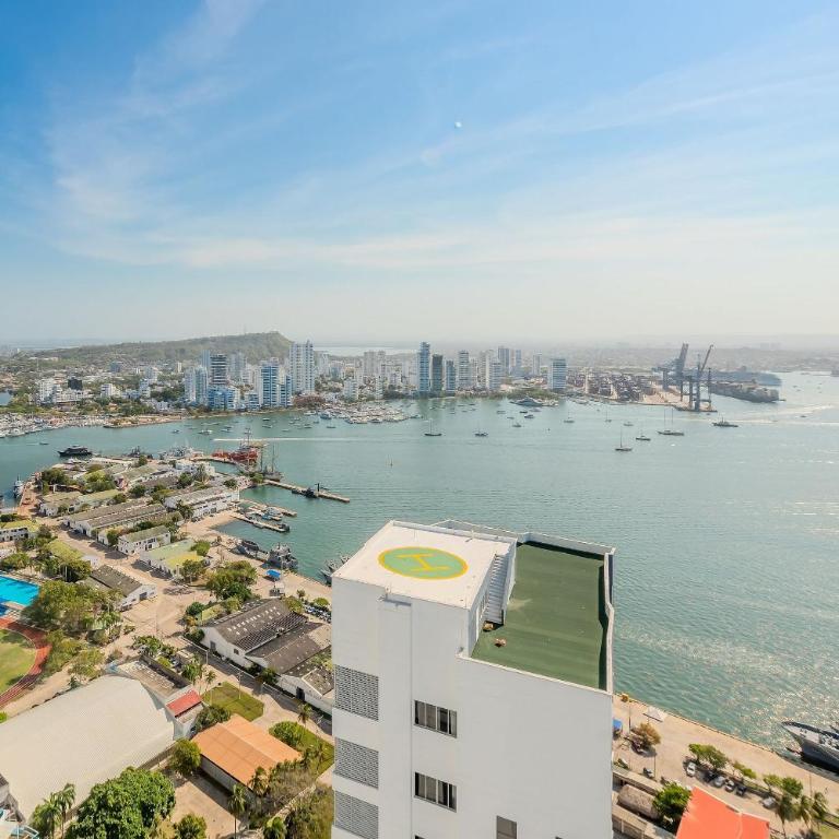 Premium con ubicación excelente en Bocagrande - One-Bedroom Apartment with Balcony and Water View - 39