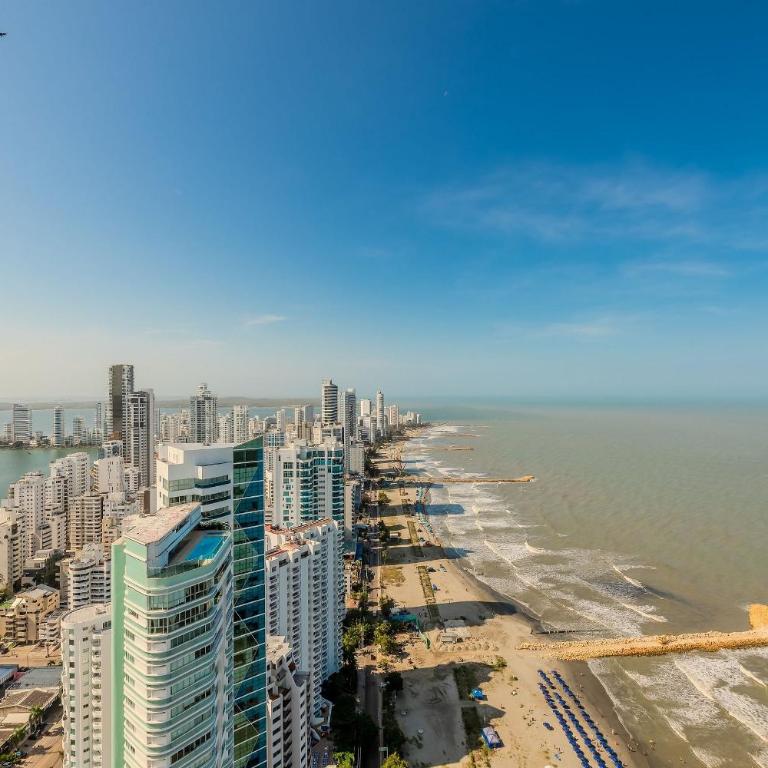 Premium con ubicación excelente en Bocagrande - One-Bedroom Apartment with Balcony and Water View - 40