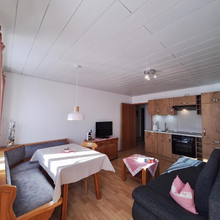 Gästehaus Annabell - Doppelzimmer - 7