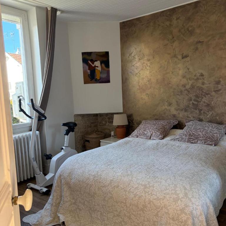 Grand Duplex spacieux en maison de ville - Appartement 2 Chambres - Vue sur Jardin - 28