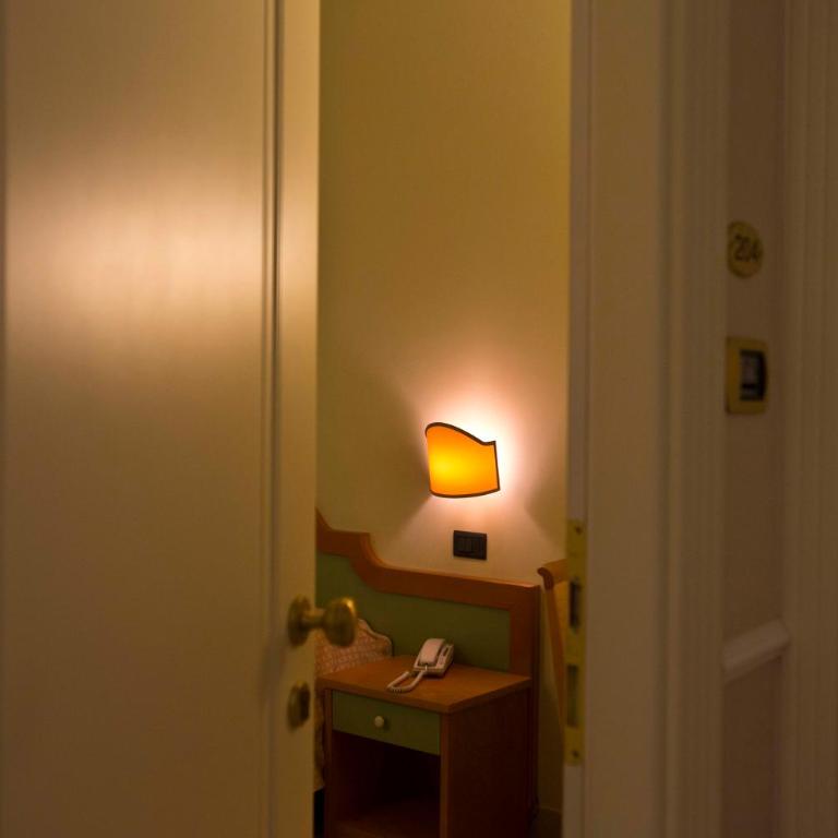 Hotel Sayonara - Camera Matrimoniale/Doppia con Letti Singoli con Balcone - 1