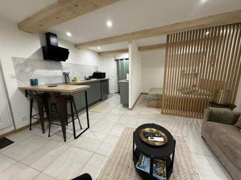 F2 Quartier des Arts St Raphaël - One-Bedroom Apartment - 2