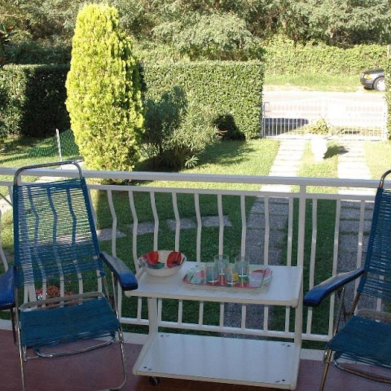 Cozy villa with a fenced garden - Villa - 2