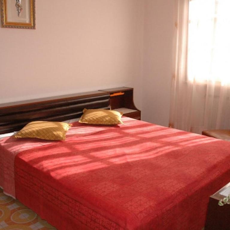 Cozy villa with a fenced garden - Villa - 5