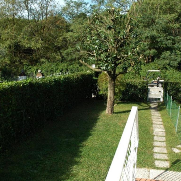 Cozy villa with a fenced garden - Villa - 11