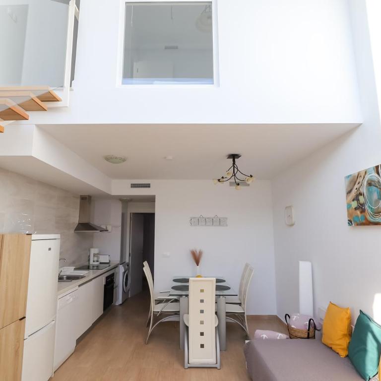 CostaFlo - Three-Bedroom Apartment - 5
